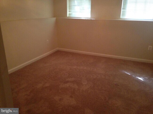 Building Photo - 43442 Katling Square