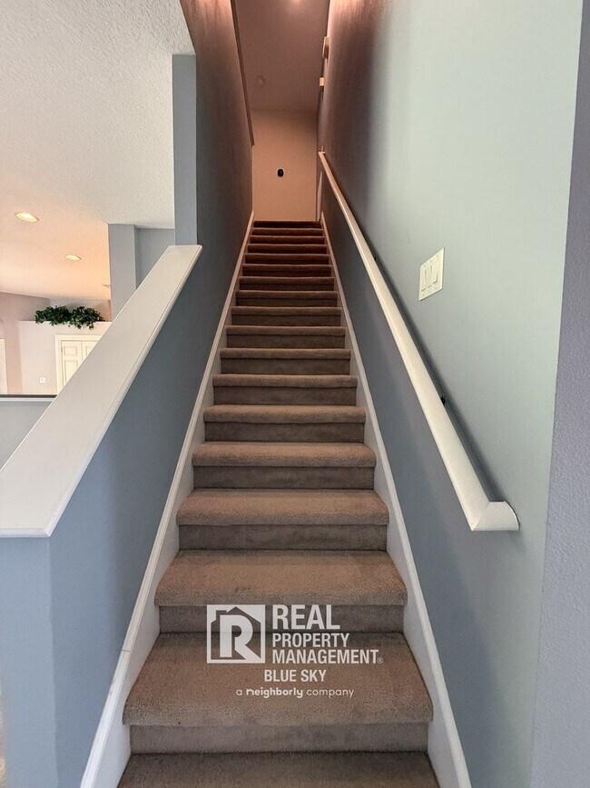 Building Photo - Executive Home with Custom Finishes in Gat...