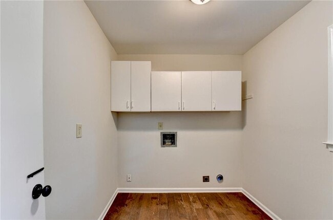 Building Photo - 478 Dorsey Cir SW