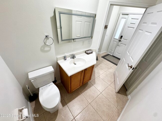 Building Photo - 121 Majestic Bay Ave