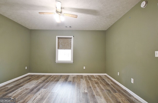 Building Photo - 15 Chestlehurst Way