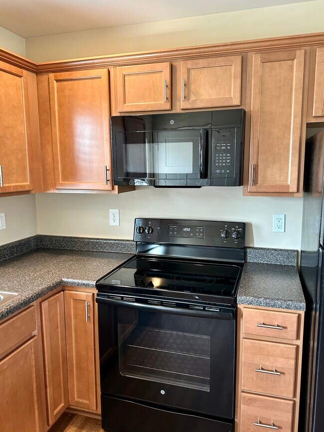 All appliances are energy efficient - 2312-B Belle Ave NE