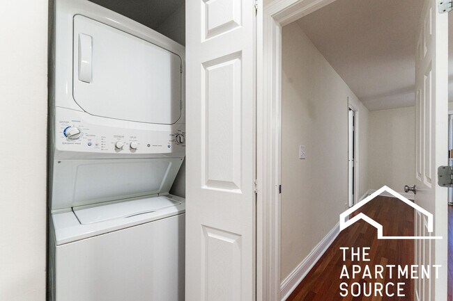 Building Photo - 2017 Harrison St