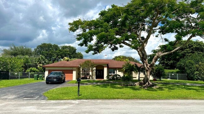 Primary Photo - 1771 NW 17th St