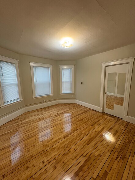 Building Photo - 16 Maine Ave