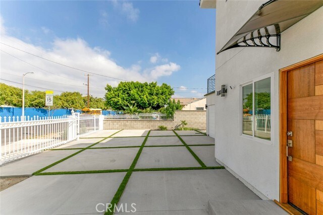 Building Photo - 7610 Gentry Ave