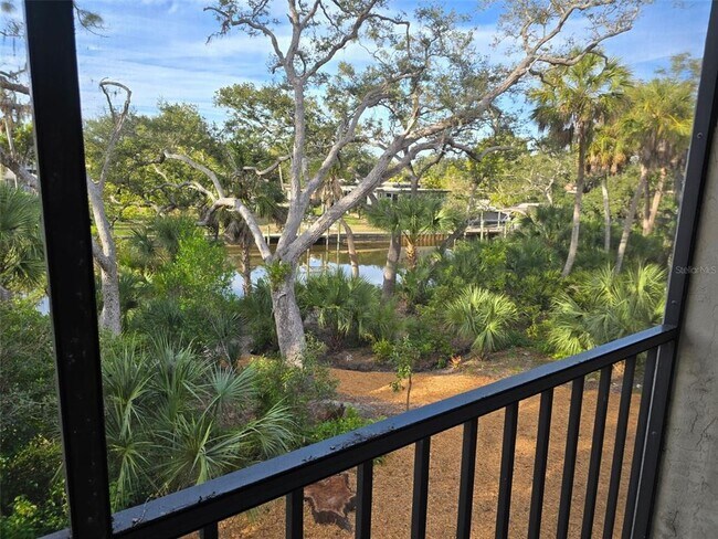 Building Photo - 2718 Orchid Oaks Dr