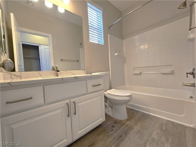 Building Photo - 927 Via Canale Dr