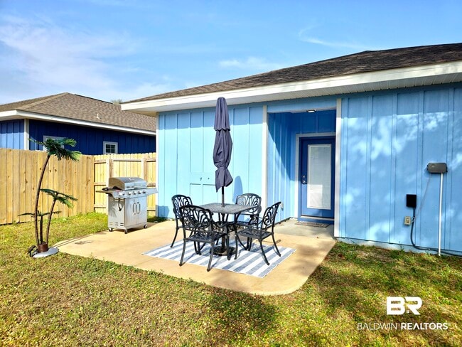 Building Photo - 5219 Yellow Bluff Rd