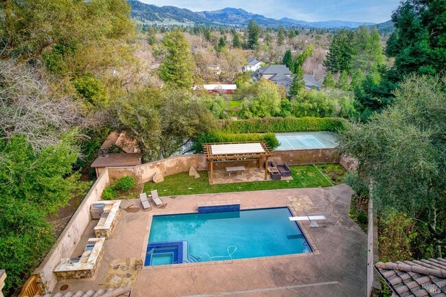 Building Photo - 2703 Brush Creek Rd