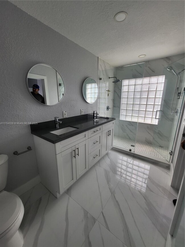 Building Photo - 15340 SW 155th Ct