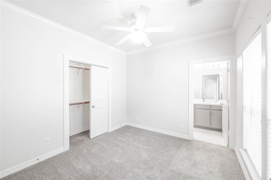3rd Floor Guest Bedroom With En Suite Bath. Perfect For Nursery/Study - 643 Hartman St