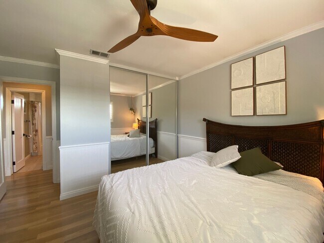 Building Photo - Beautiful 4 Bedroom Carlsbad Home!