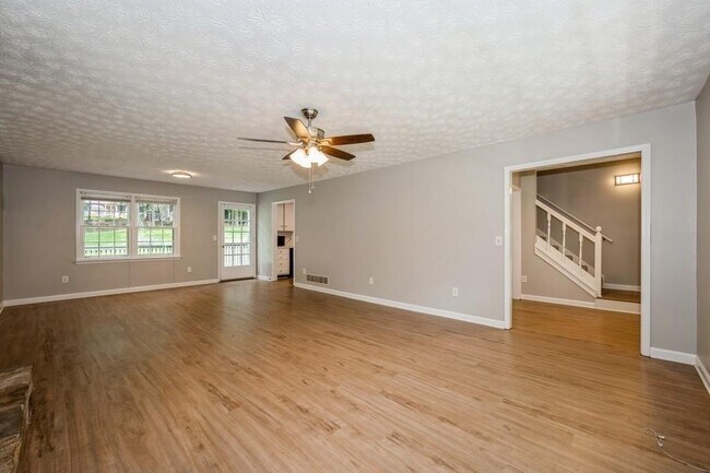 Building Photo - 1763 Sherman Ln