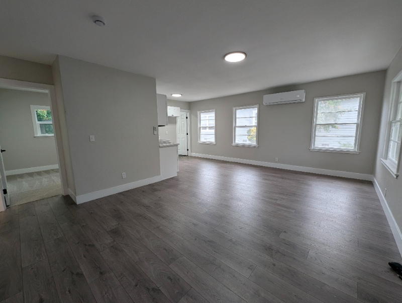 Building Photo - 2480 Baldwin Ave