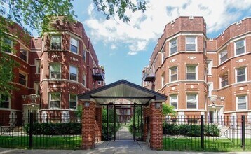 Building Photo - 1342 W Greenleaf Ave
