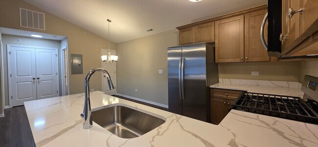 Building Photo - 394 Timber Pointe Dr