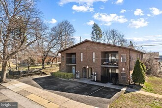 Building Photo - 9505 Northeast Ave