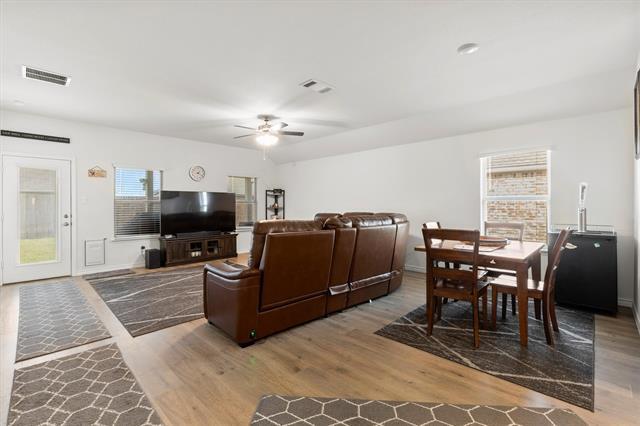 Building Photo - 1302 Colonial Bluff Ln