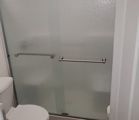 New Walkin 5 ft Shower - 9343 Lomita Dr