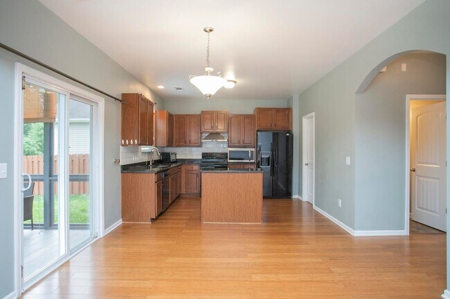Building Photo - 3601 Harpeth Springs Dr