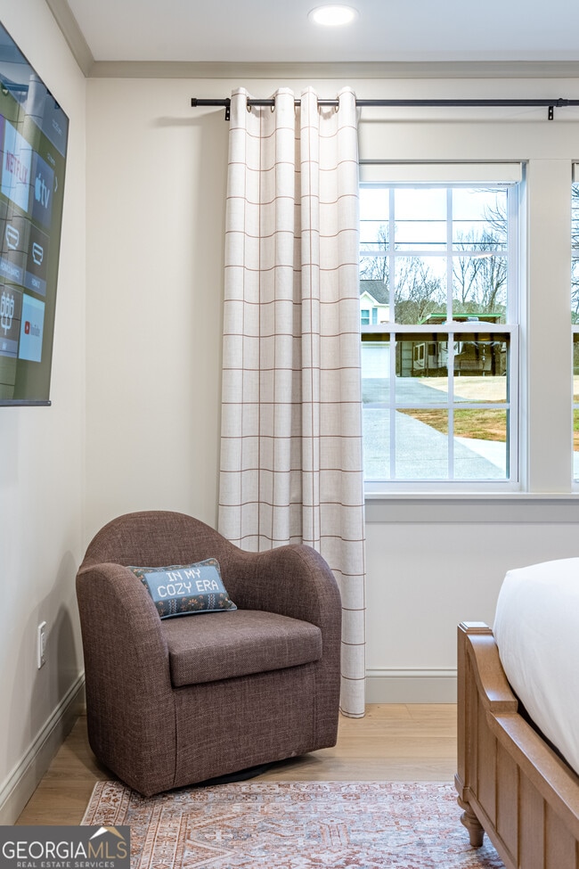 Building Photo - 26 Jennifer Ln