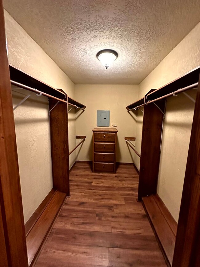 Building Photo - 6461 Firestone Pkwy