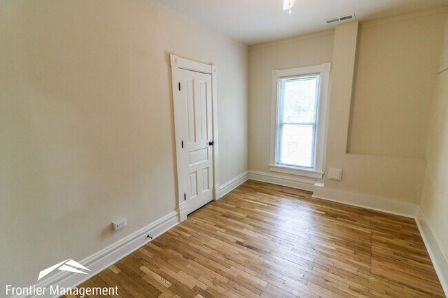 Building Photo - 1000 Leavenworth St