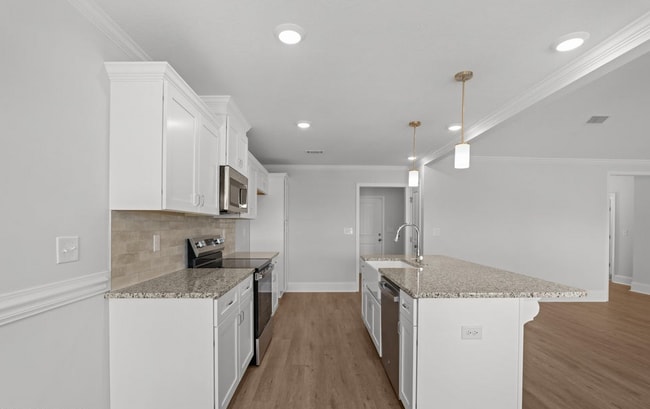 Building Photo - 7417 Paisley Cir
