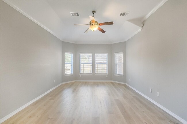 Building Photo - 18314 Southwood Creek Dr
