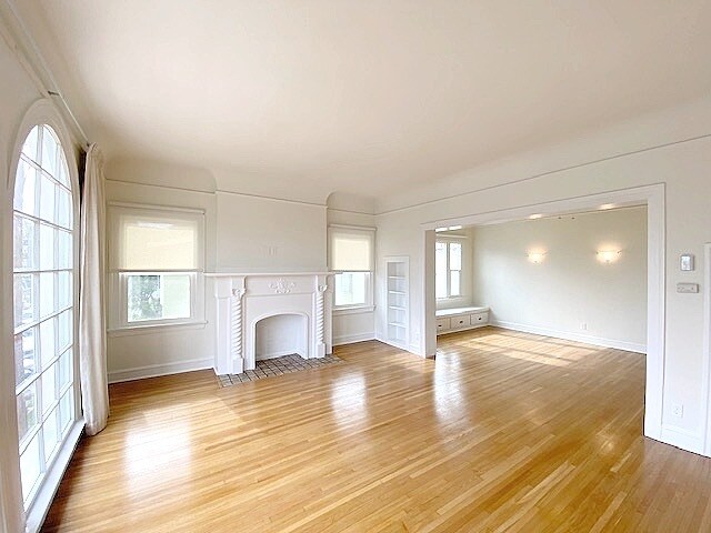 Building Photo - 25 Falcon Ave
