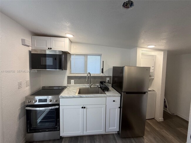 Building Photo - 1608 NW 51st Terrace