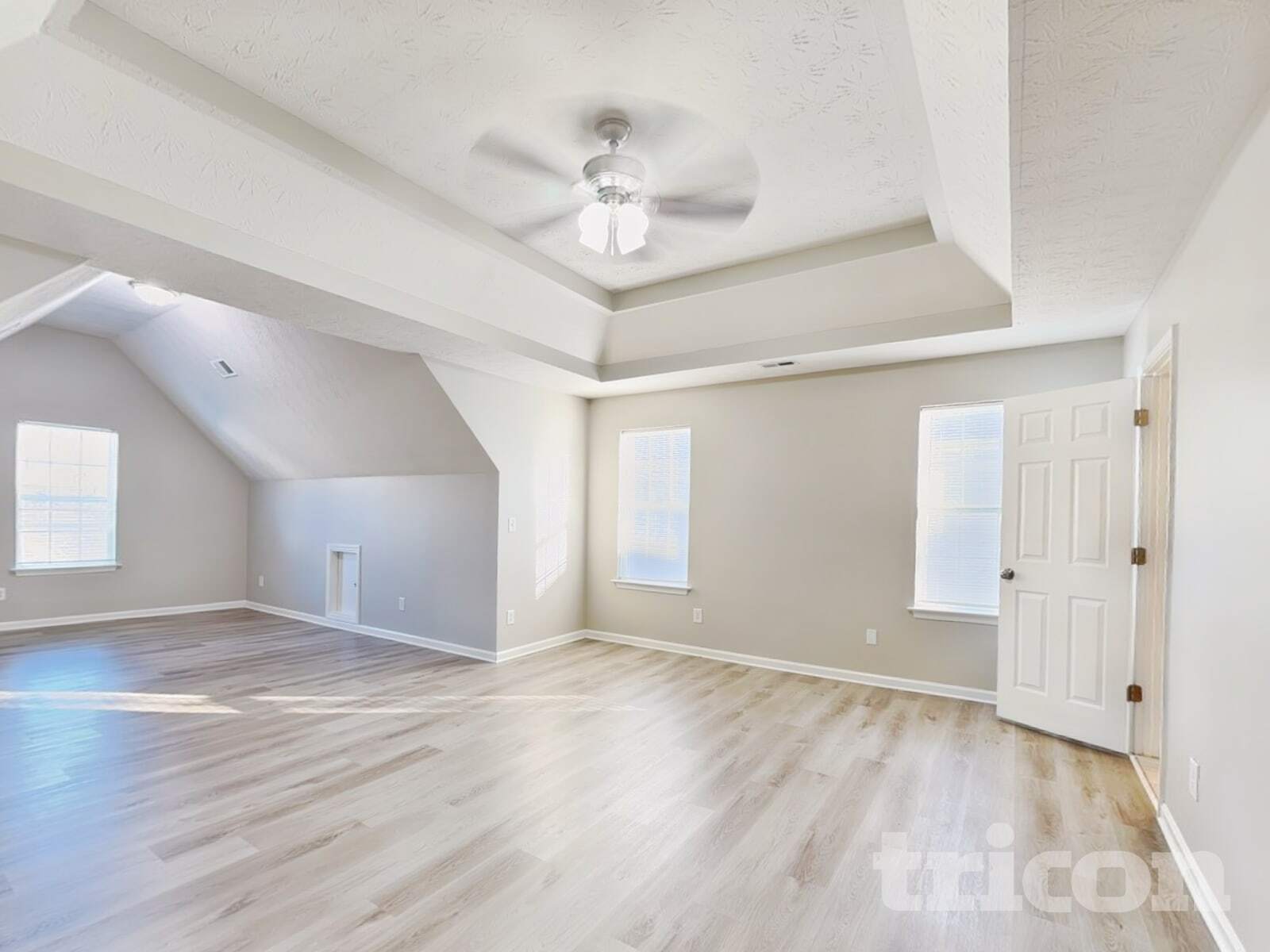 Building Photo - 5005 Eagle Creek Dr