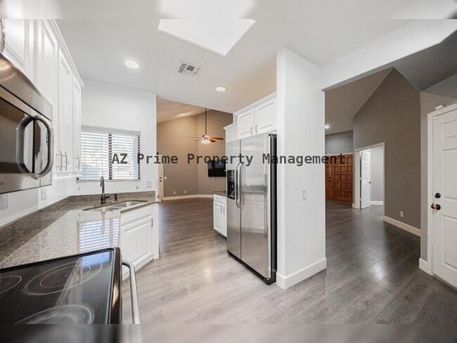 Building Photo - 23750 N 75th Pl