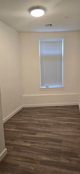 Building Photo - 61 Virginia Ave