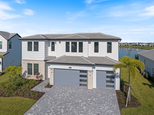 Building Photo - Brand New spacious 4bd/3.5bth Sarasota Hom...