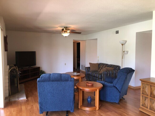 Building Photo - 171 Leisure World