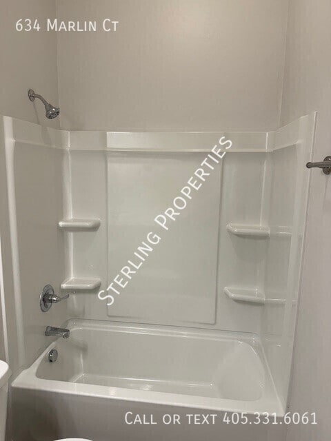 Building Photo - 634 Marlin Ct
