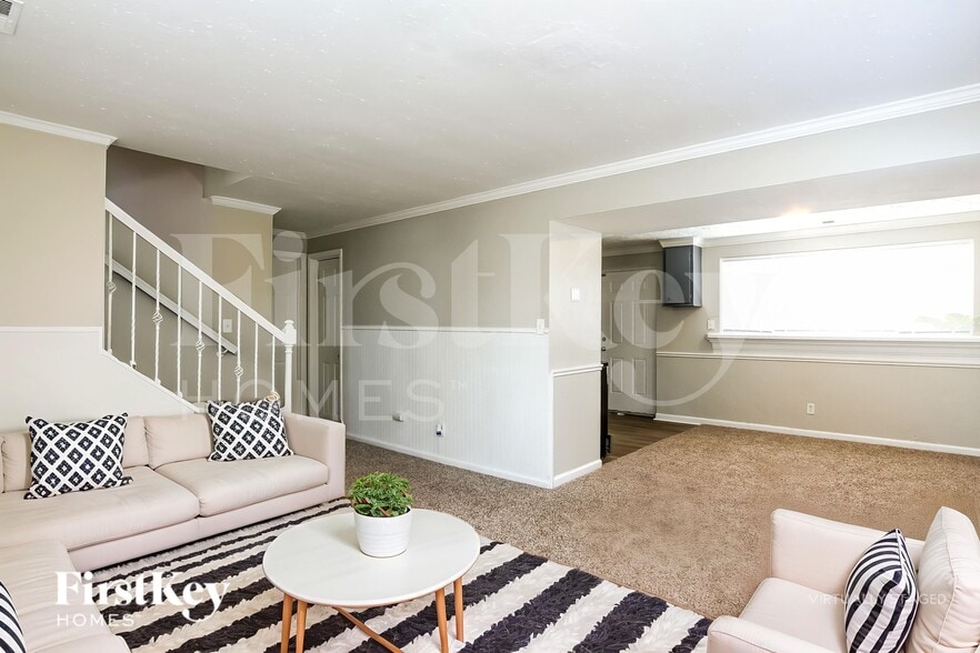 Building Photo - 3526 N Faculty Dr