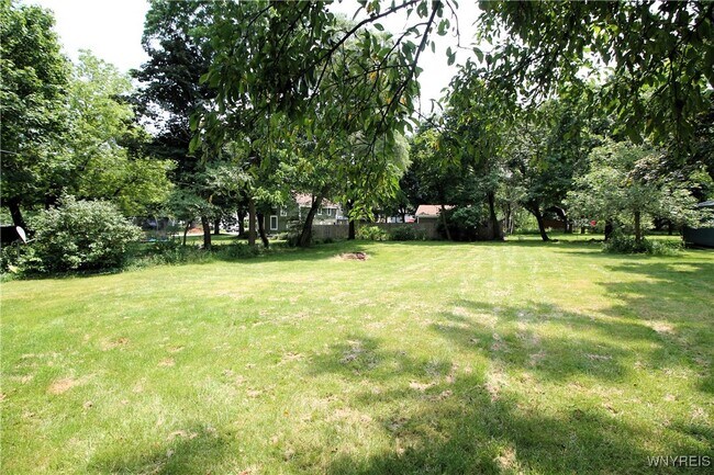 Building Photo - 8709 Nottingham Terrace