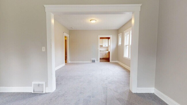 Building Photo - 3001 Denison Ave