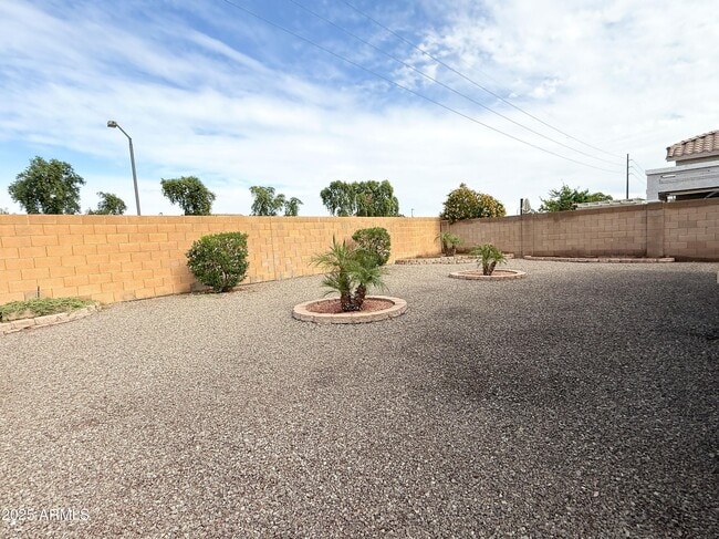 Building Photo - 3838 E Derringer Way