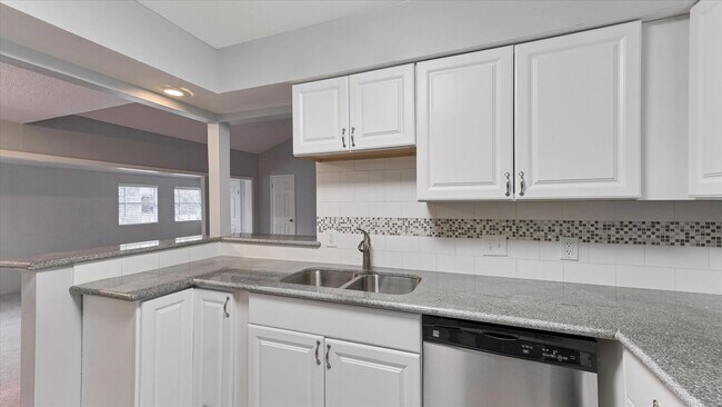 Building Photo - 2574 Marilee Ln