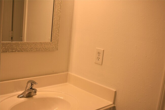 Building Photo - 15318 Ochre Leaf Trail