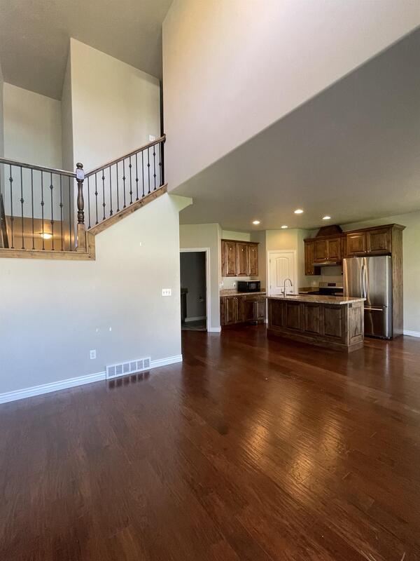 Building Photo - 1166 S 200 E