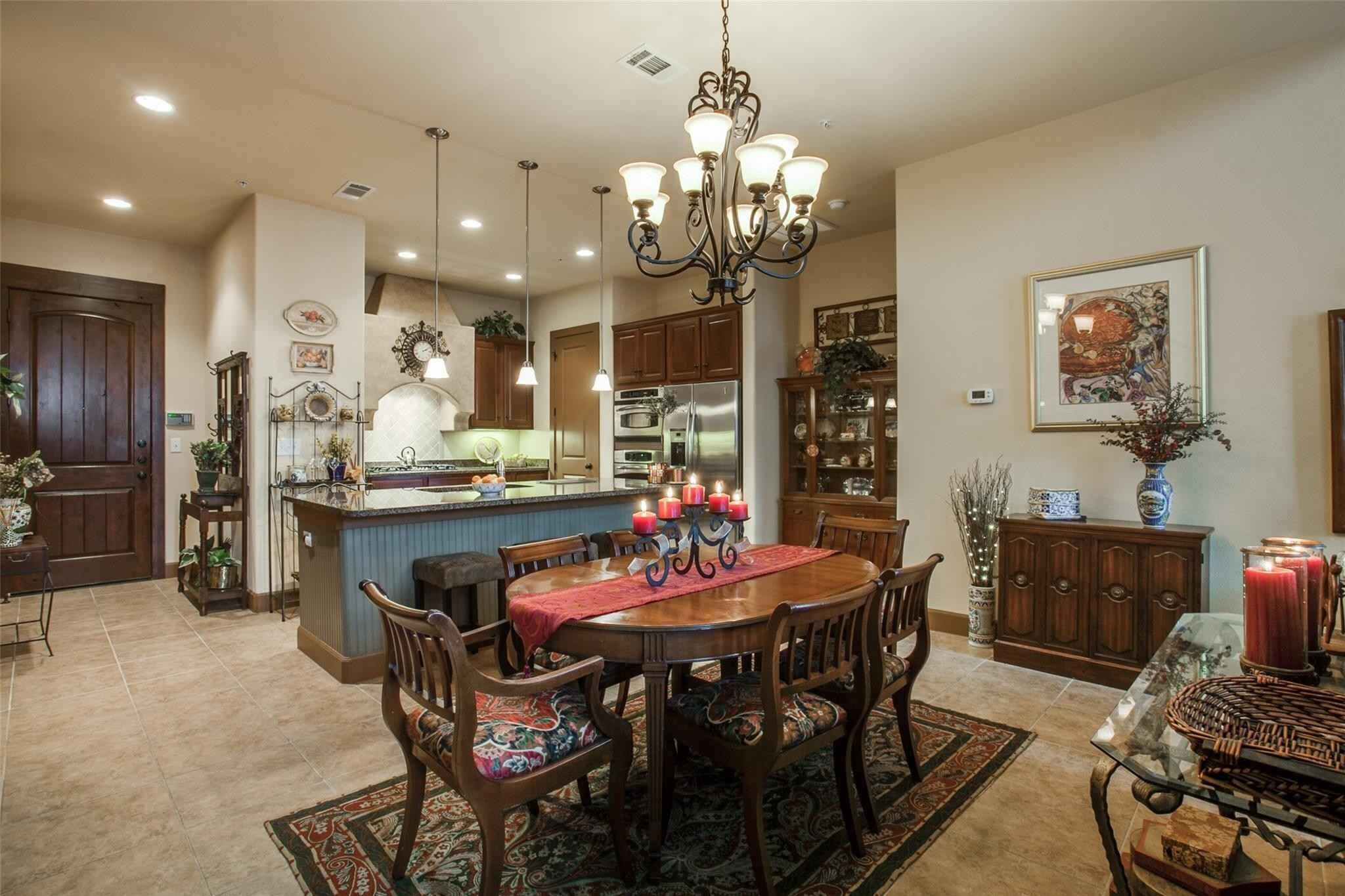 Building Photo - 610 Via Ravello Via