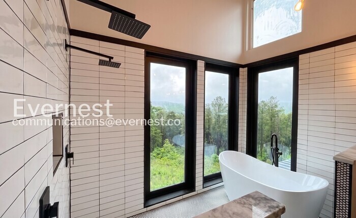 Building Photo - 840 Piney Rdg Trl