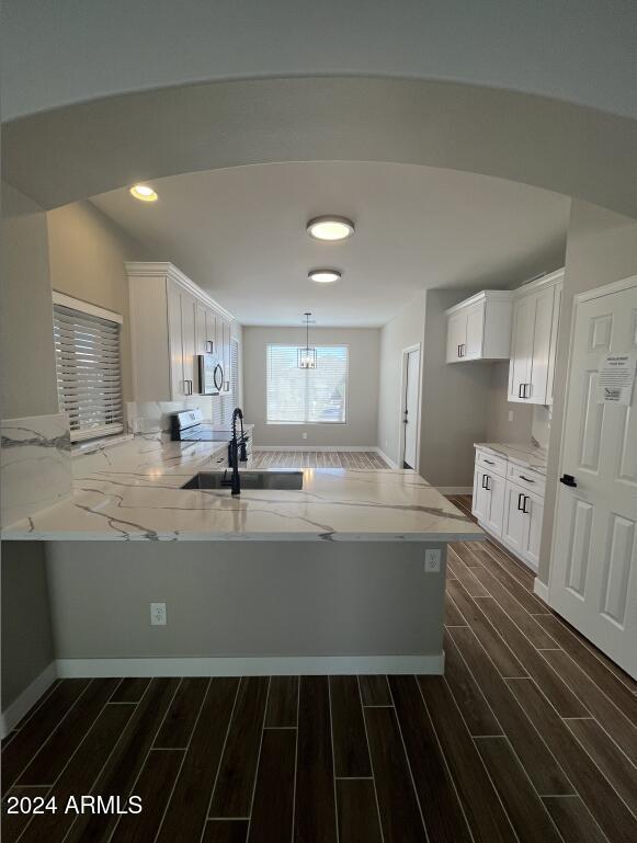 Building Photo - 3950 E Pinon Ct