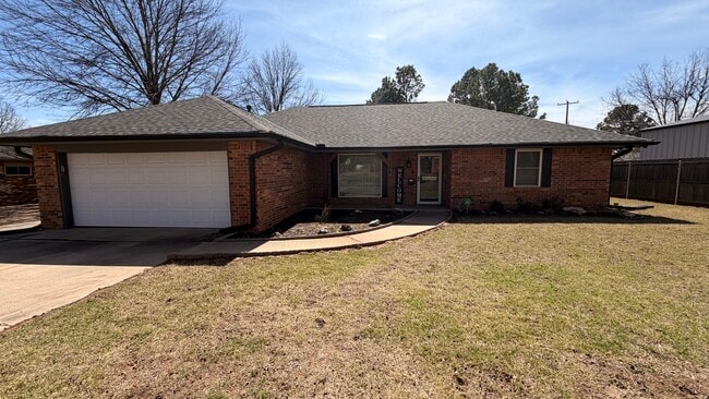 Building Photo - 209 E Cammack St