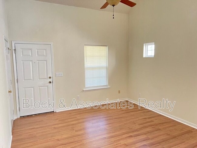 Building Photo - 5508 Stewartby Dr